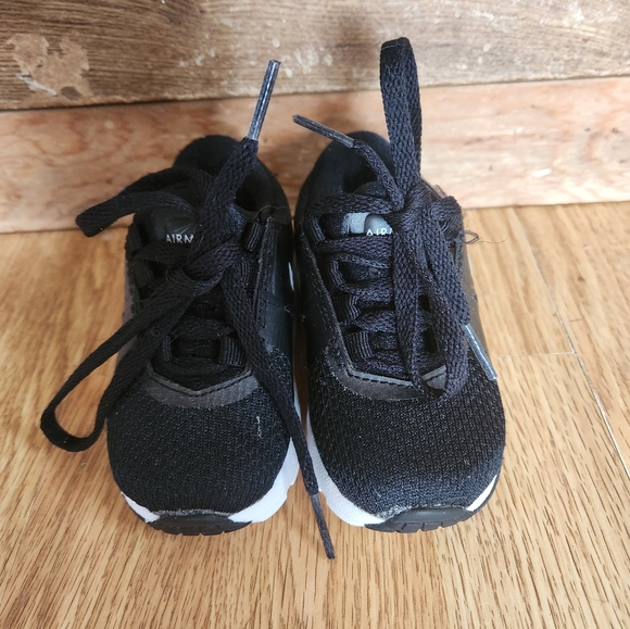 5T Nike airmax runners - Picture 2 of 3